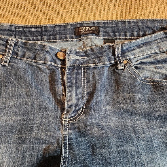 ZCO Jeans - Picture 2 of 4